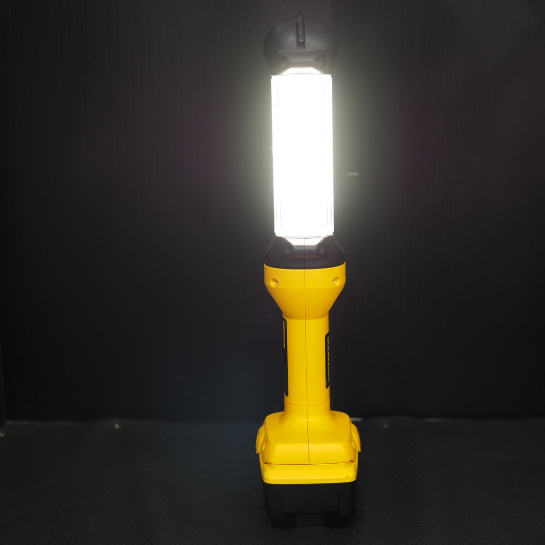 【中古品】DeWALT/デウォルト　18V充電式ランタン　DC527【鴻巣店】
