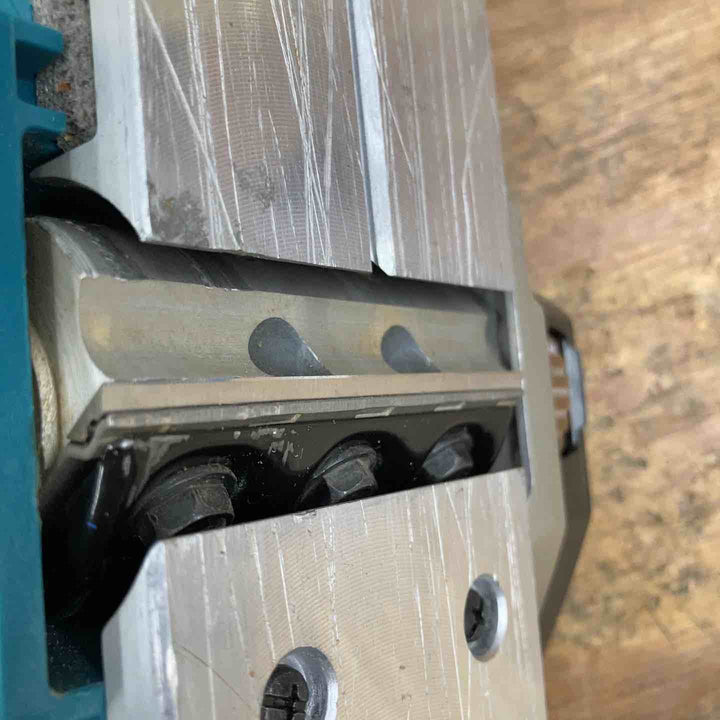 ☆マキタ(makita) 電気カンナ KP0800ASP 替刃式【柏店】
