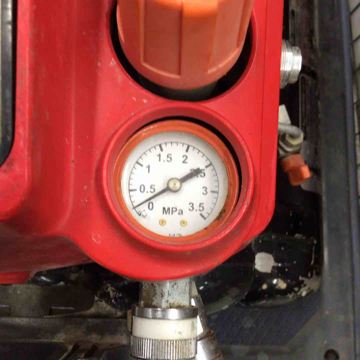 ★マックス(MAX) エアコンプレッサー AK-HH1250E(27L)_レッド【八潮店】