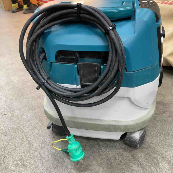 ★マキタ(makita) 集じん機 乾式 VC0830 連動機能【川崎店】