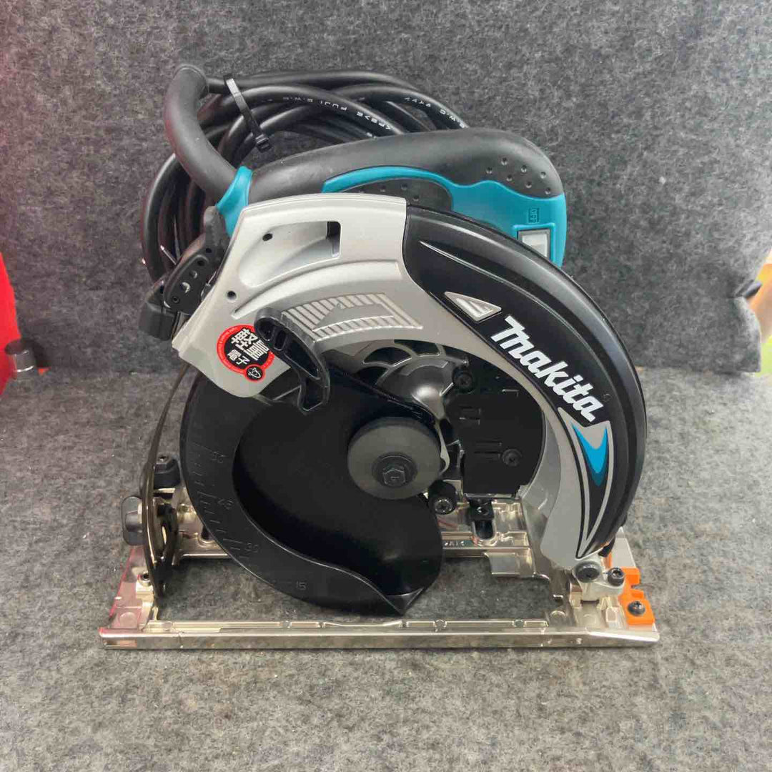 ◇マキタ(makita) 190mm電子造作精密丸ノコ 5817CBA【鴻巣店】