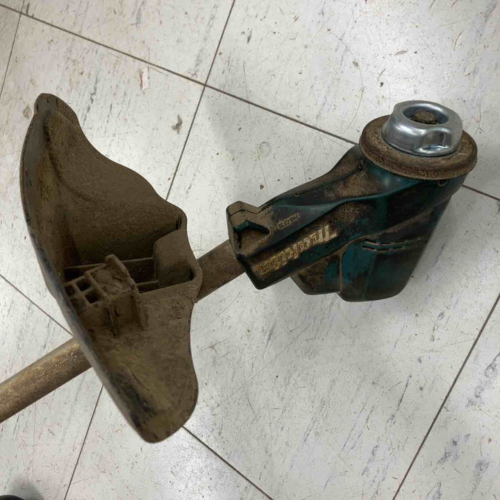 ◇マキタ(makita) コードレス草刈機 MUR191UDZ 分割式 Uハンドル【富山店】◇風