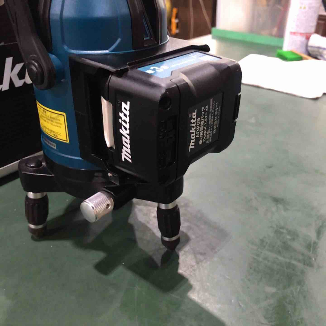 ◇マキタ(makita) グリーンレーザー墨出し器 SK40GD【川口店】