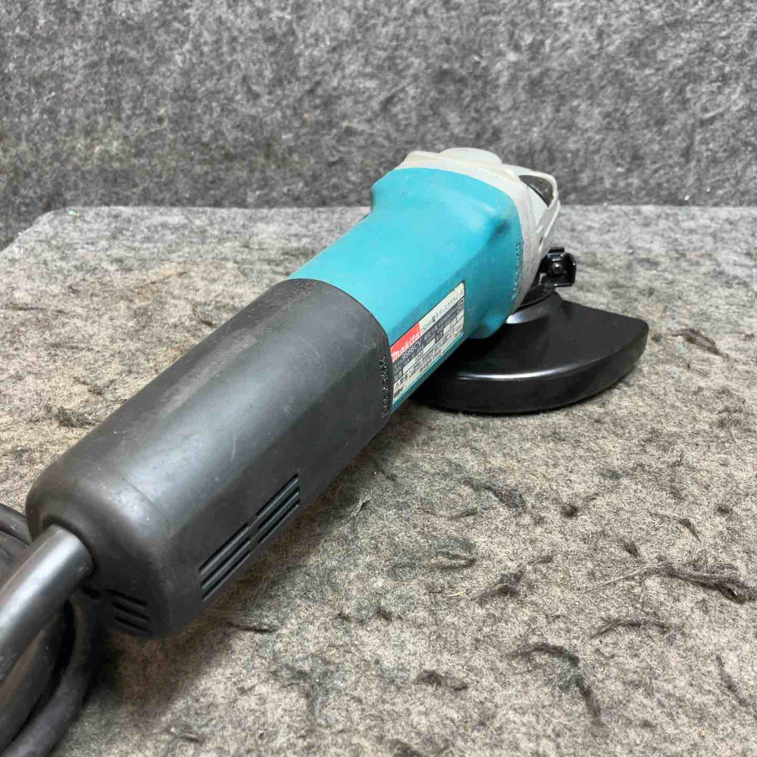 マキタ(makita) 150mm電子ディスクグラインダ 9566CV【桶川店】