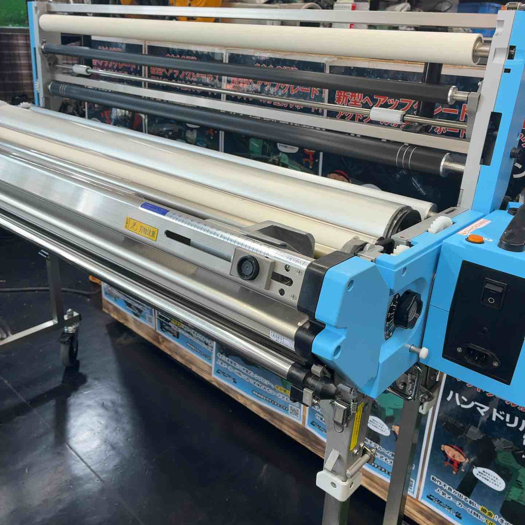 【店頭受取り限定】KLASS(旧:極東産機) 自動壁紙糊付機 HiβｰPremio R【藤沢店】