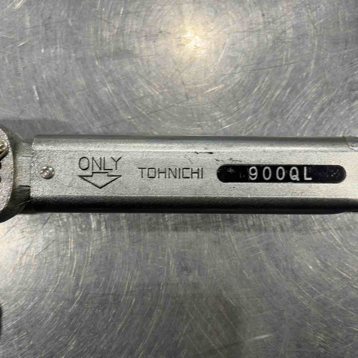 東日(TOHNICHI) トルクレンチ 4本セット 900QL、500CL(W13、W17、W19の頭付き) 、SP38N×17(23N/m)、SP38N×19(38N/m)【川口店】