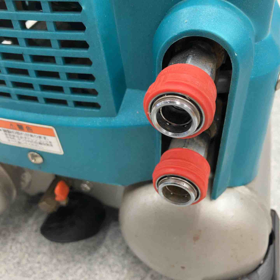 ★マキタ(makita) エアコンプレッサー AC461XS【八潮店】