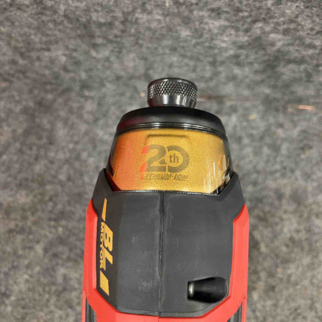 <特価>マキタ(makita) コードレスインパクトドライバー TD173DGXPR LXT20周年記念限定カラー プレミアムレッド【鴻巣店】